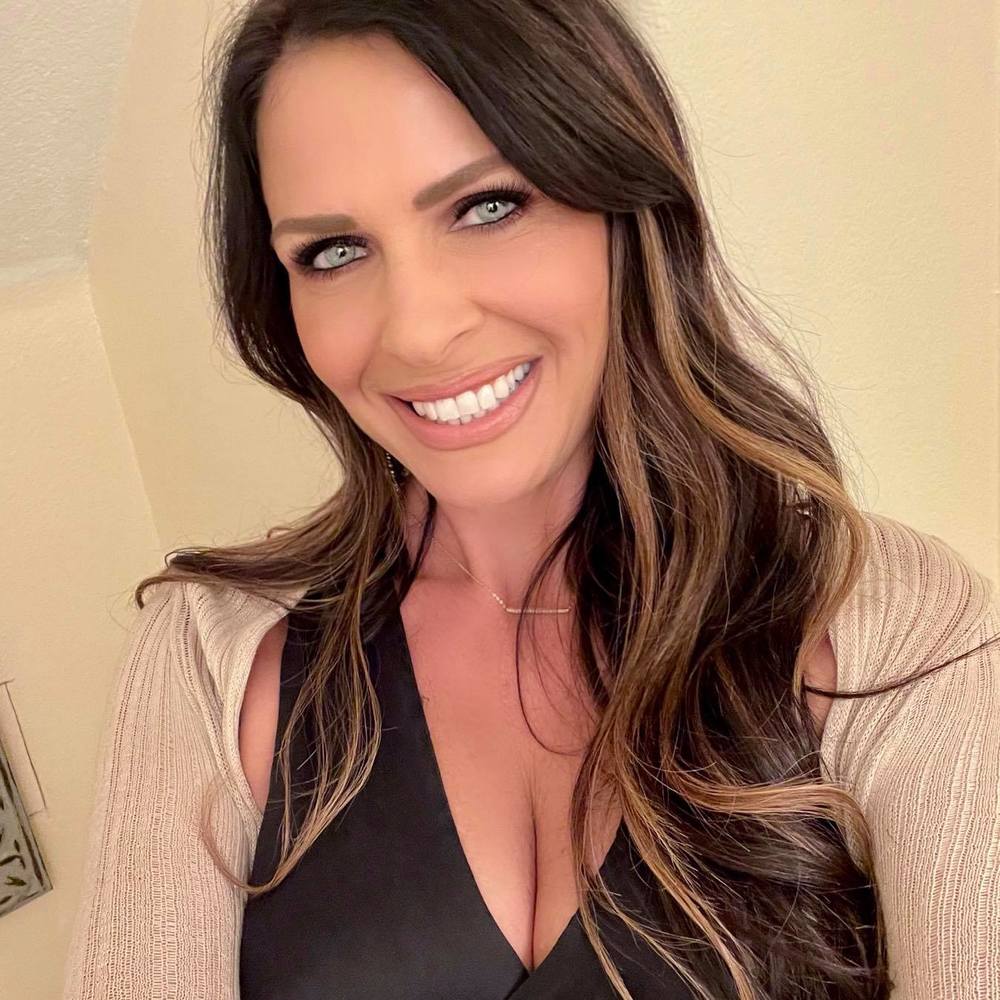 Meet your Posher, Tania